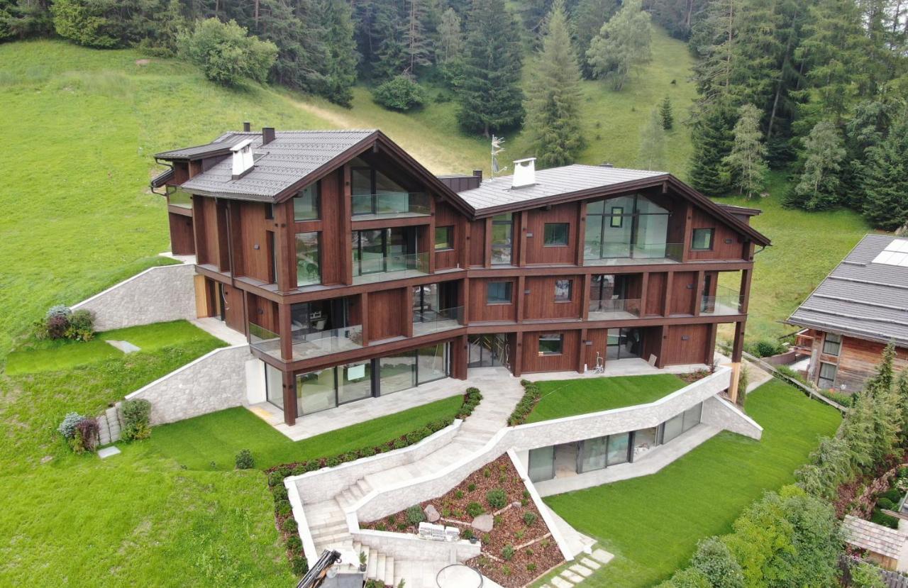 Luxury Chalet P Ορτιζέι Εξωτερικό φωτογραφία